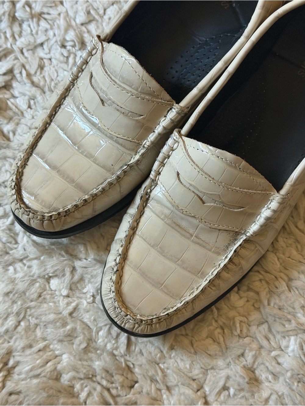 GH Bass Women’s Cream Croc-Embossed Leather Loafers